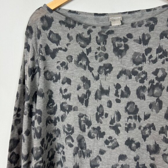 Chico's Animal Print Asymmetric Long Sleeve Top Knit Fall Size 4 XXL Women's - Picture 2 of 5